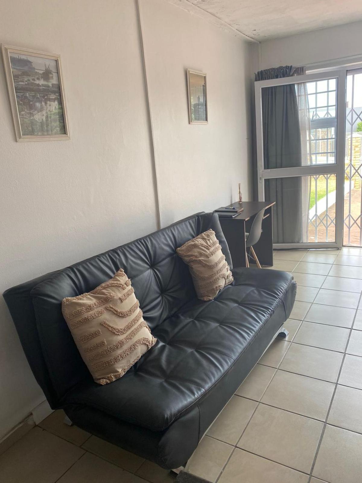 Apartment Exhale Self Catering Accommodati Port Elizabeth